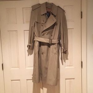 Burberry Trench With Removeable Liner